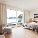 ホテル Rosfjord Strandhotel リュングダール