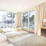 ホテル Rosfjord Strandhotel リュングダール