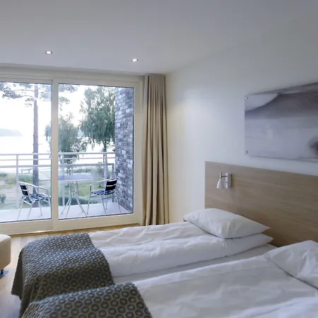 ホテル Rosfjord Strandhotel リュングダール