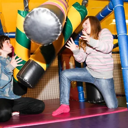 Rosfjord Strandhotel Hotel 4*