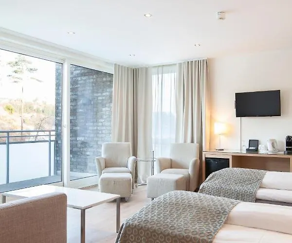 Rosfjord Strandhotel Hotel 4*