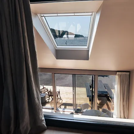 ホテル Rosfjord Strandhotel リュングダール